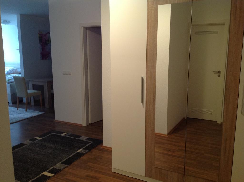 Ferienwohnung Fiwa Fewo-1 Und Fewo-2 Pirmasens Pokoj fotografie